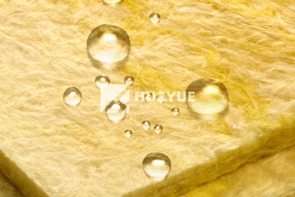wet fiberglass batt insulation