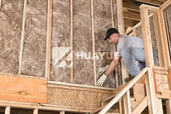 fibreglass batt insulation installation