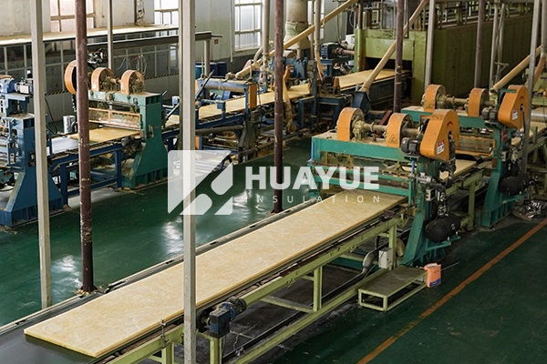 fiberglass insulation in production process
