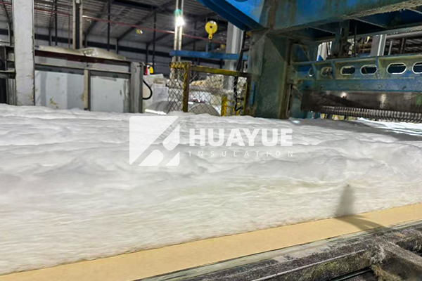 R30 insulation production photo