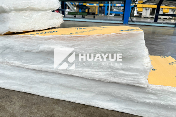 white fiberglass insulation material