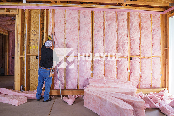 R19 insulation installation photo