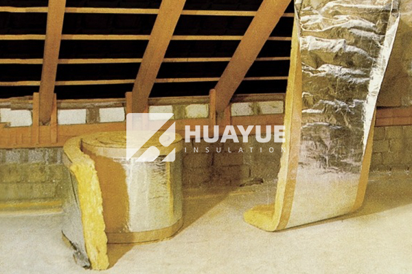 Application of glass wool insulation in residential wall cavity