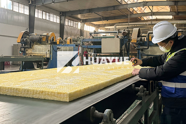 R19 insulation production line