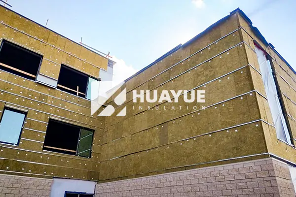 rockwool insulation application image in building envelope